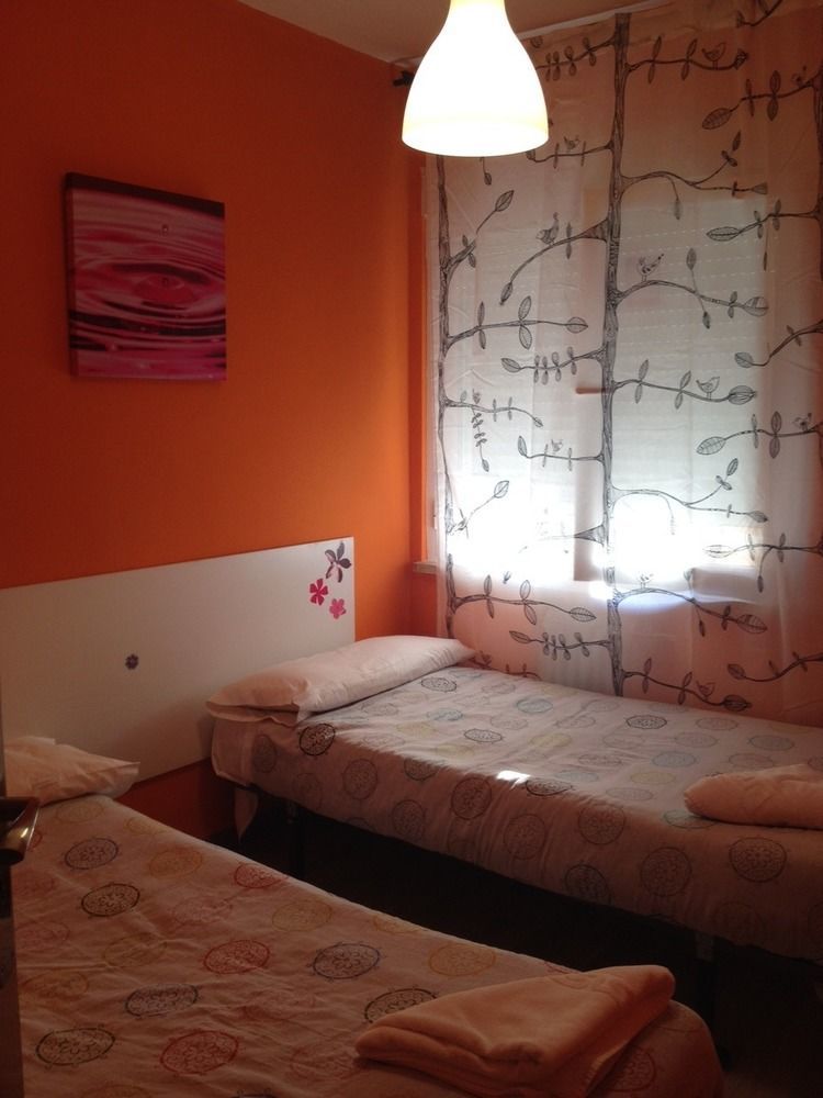 Arjori Rooms Hostal سلامنكا المظهر الخارجي الصورة