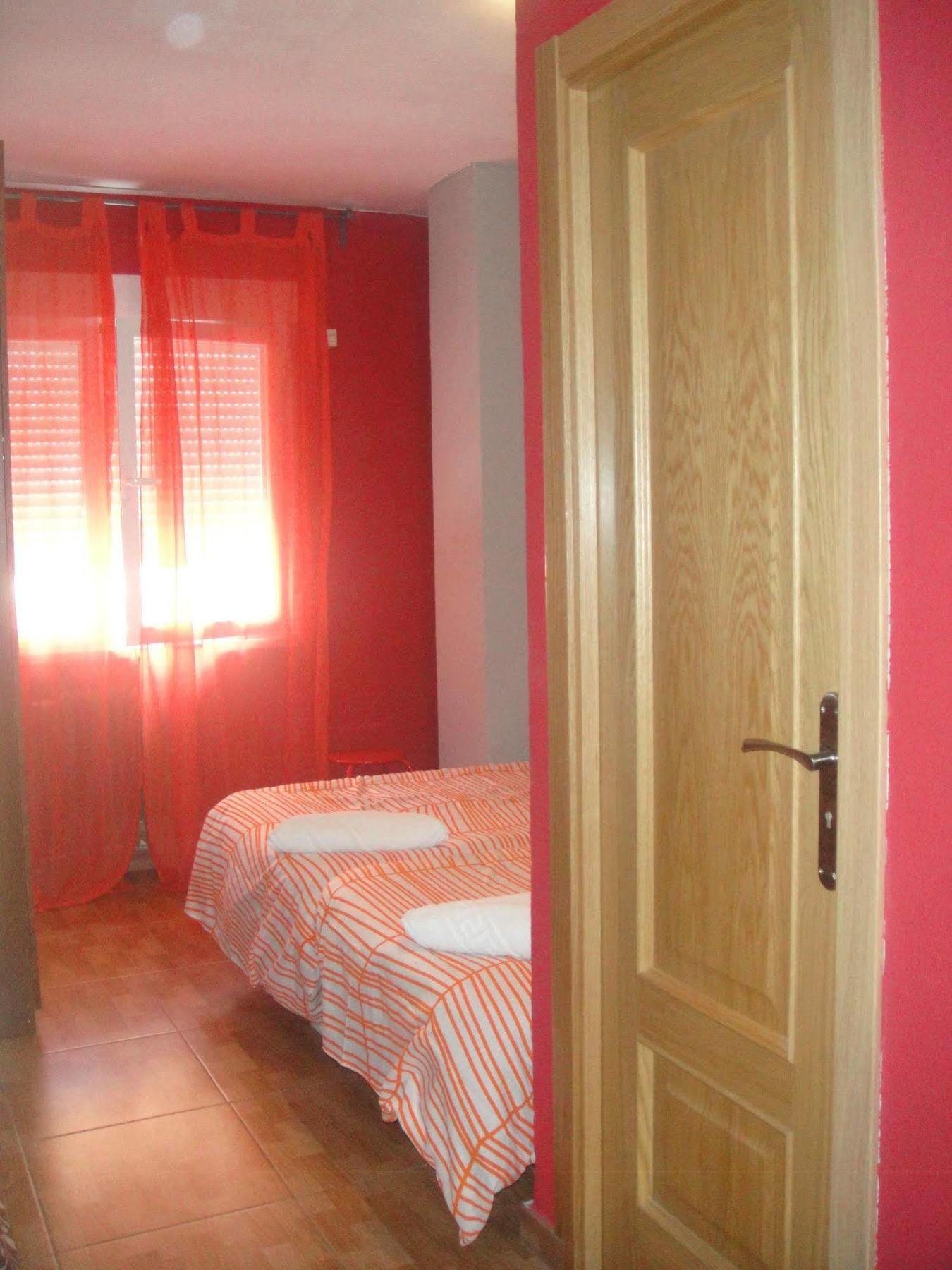 Arjori Rooms Hostal سلامنكا المظهر الخارجي الصورة