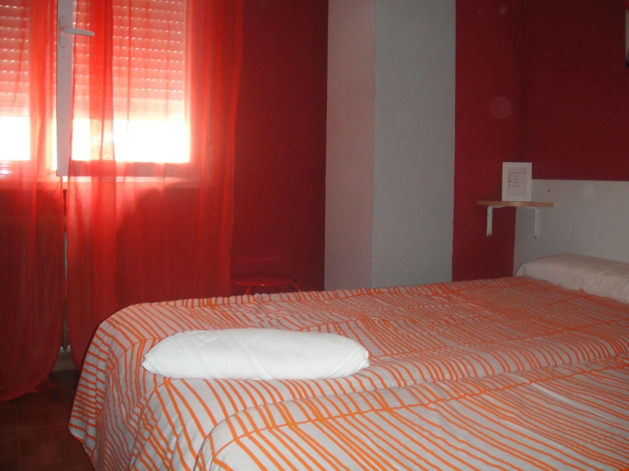 Arjori Rooms Hostal سلامنكا المظهر الخارجي الصورة